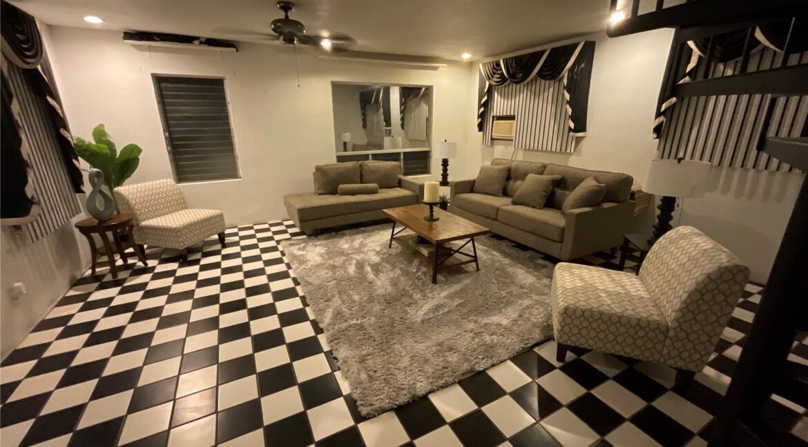 Living Rm 2