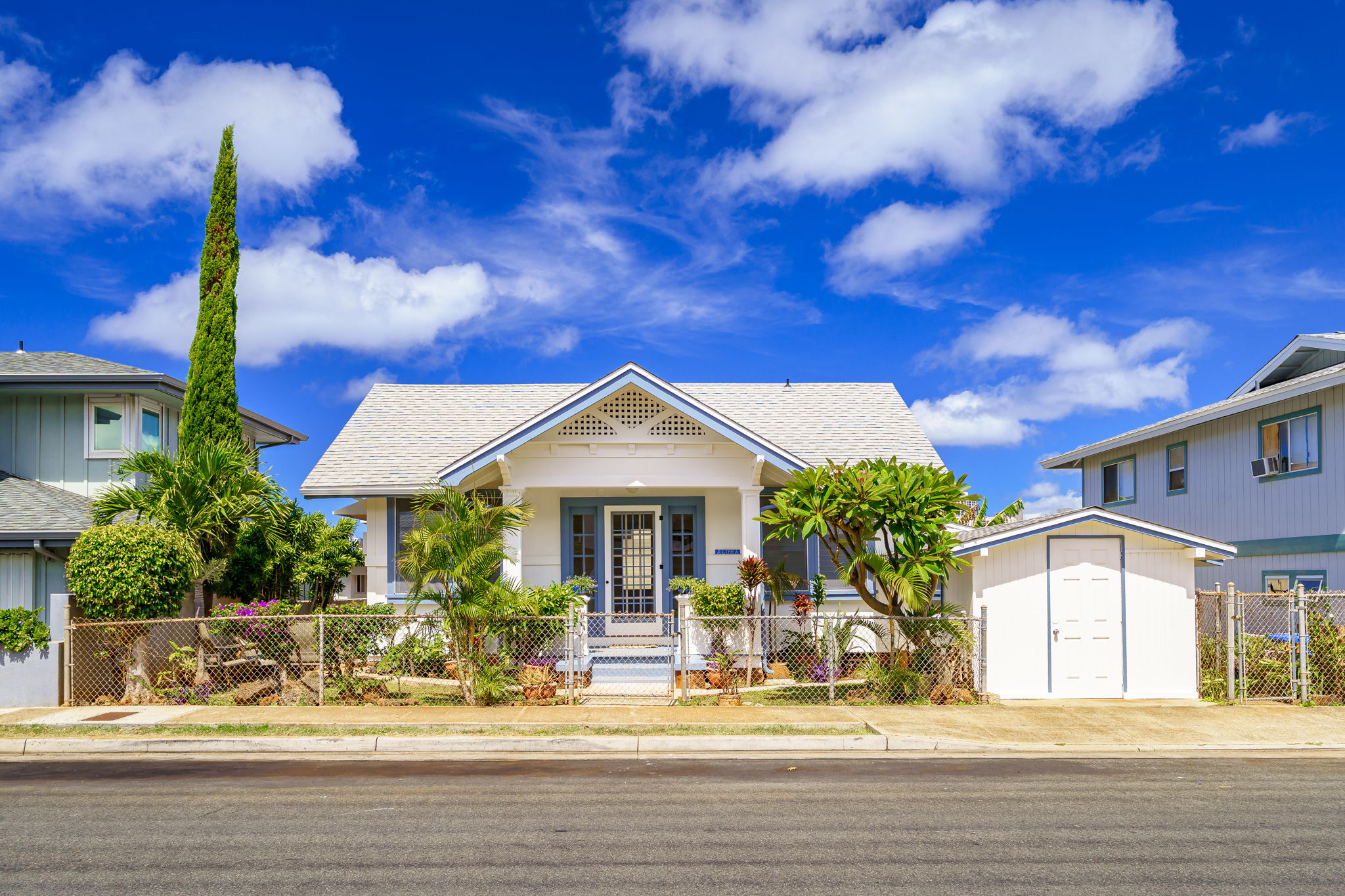 Fabulous Location with Charming Home @ 3413 Winam Ave in Kapahulu
